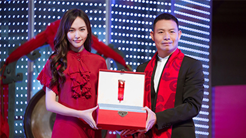 中国美正当红，，，，亚洲必赢A股上市，，，，引领新时代